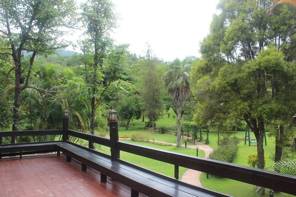 Phu Ing Fah Resort 班彭阳奈 外观 照片