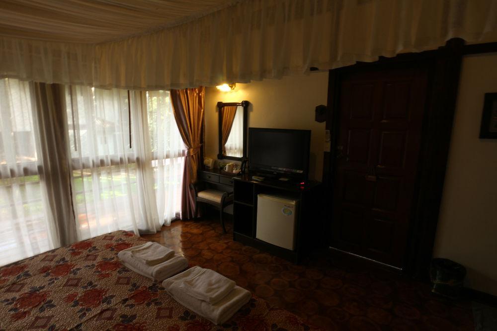 Phu Ing Fah Resort 班彭阳奈 外观 照片
