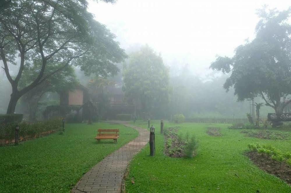 Phu Ing Fah Resort 班彭阳奈 外观 照片
