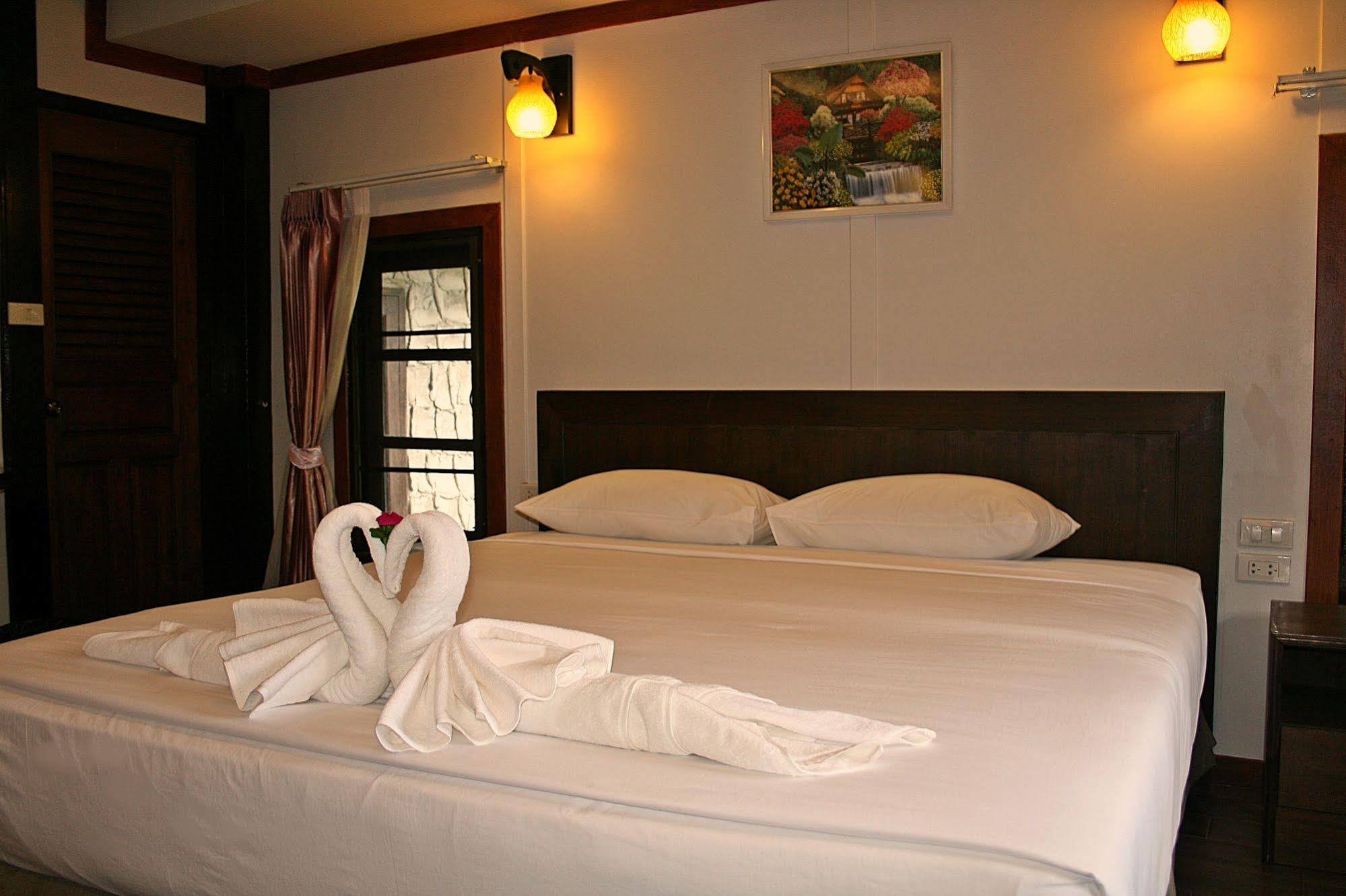 Phu Ing Fah Resort 班彭阳奈 外观 照片