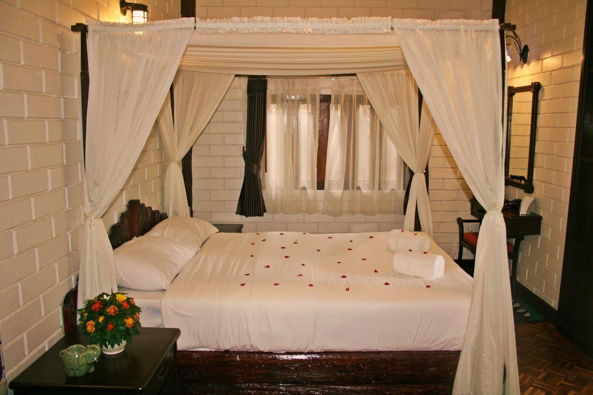 Phu Ing Fah Resort 班彭阳奈 外观 照片