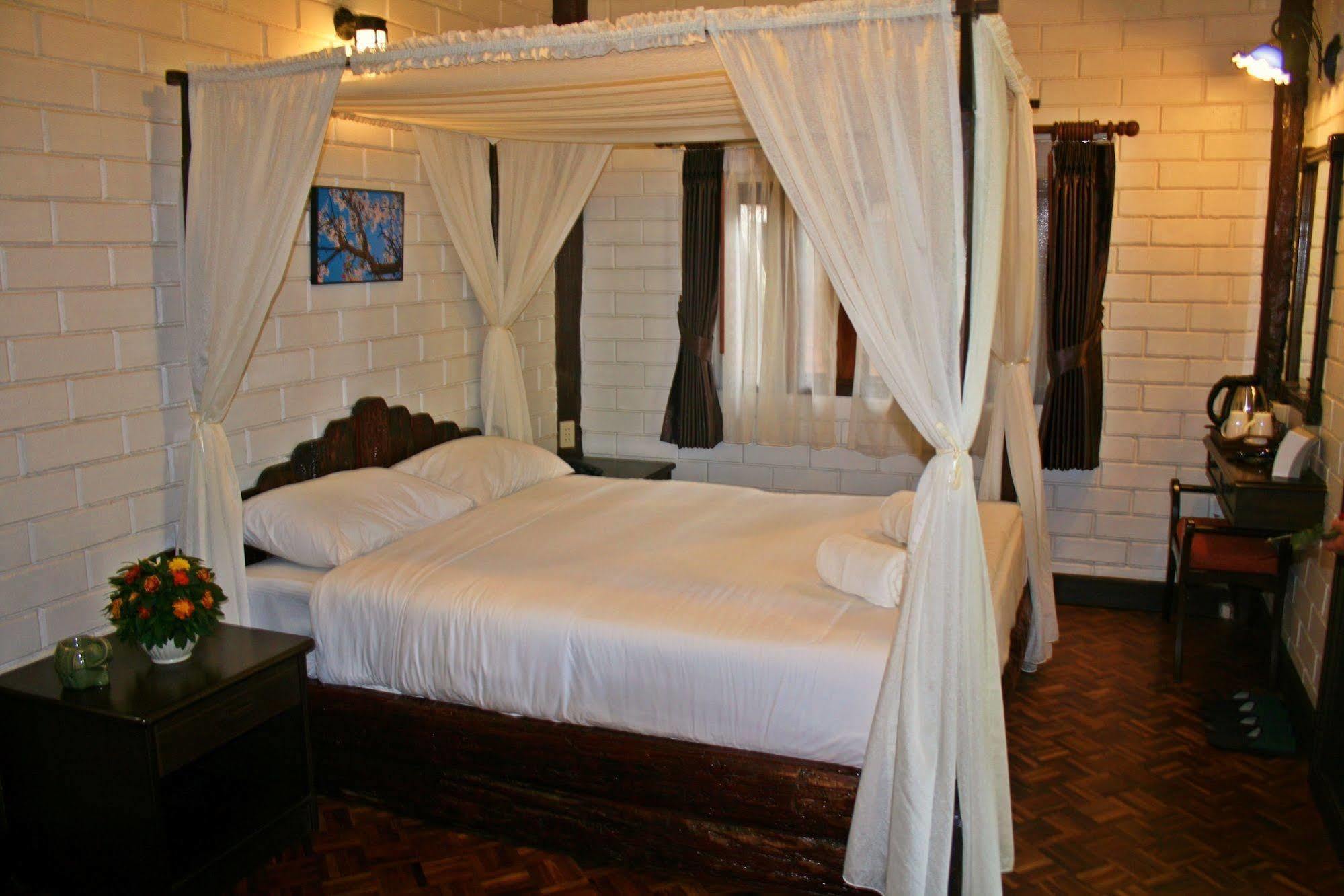 Phu Ing Fah Resort 班彭阳奈 外观 照片