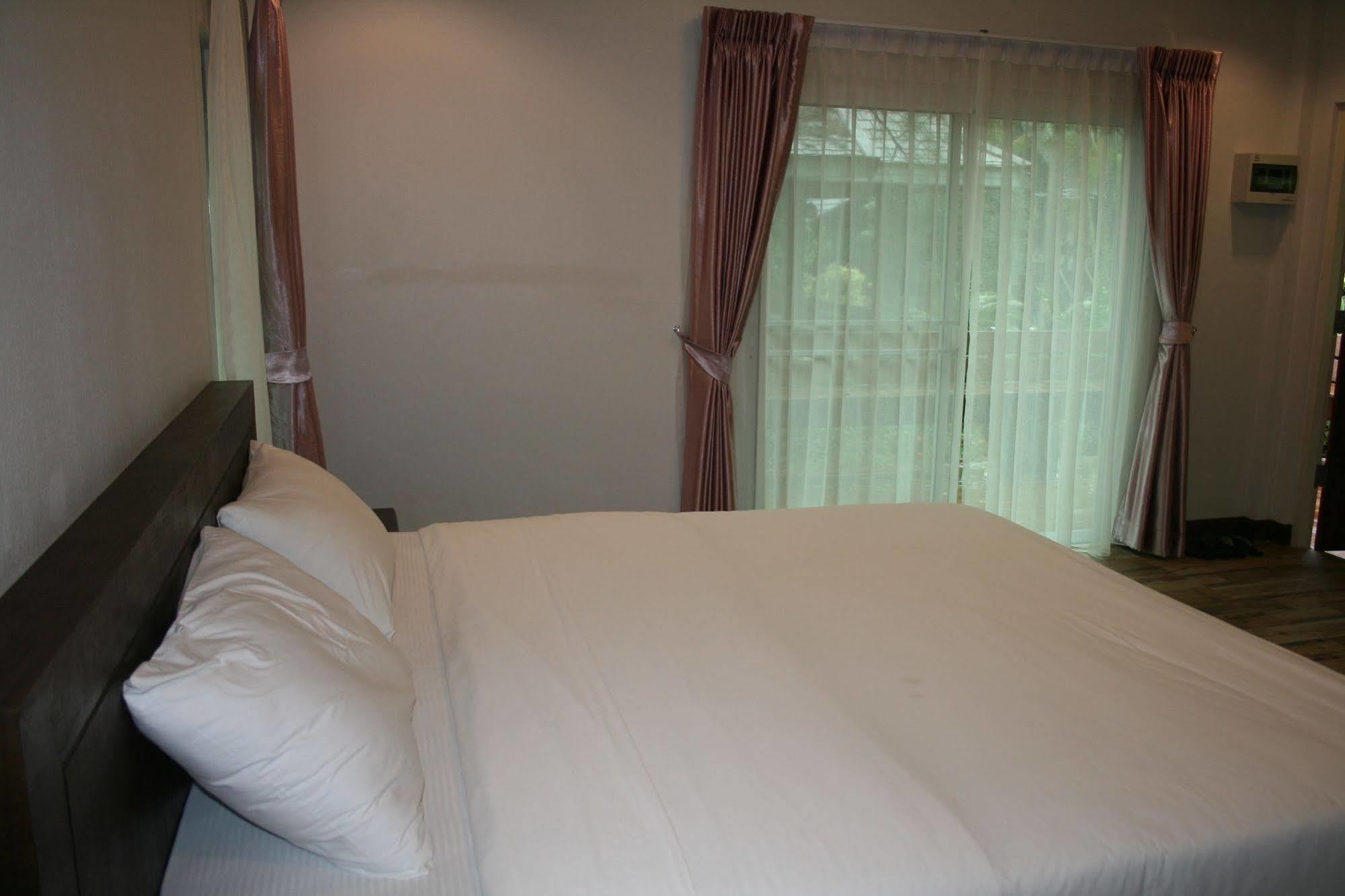 Phu Ing Fah Resort 班彭阳奈 外观 照片